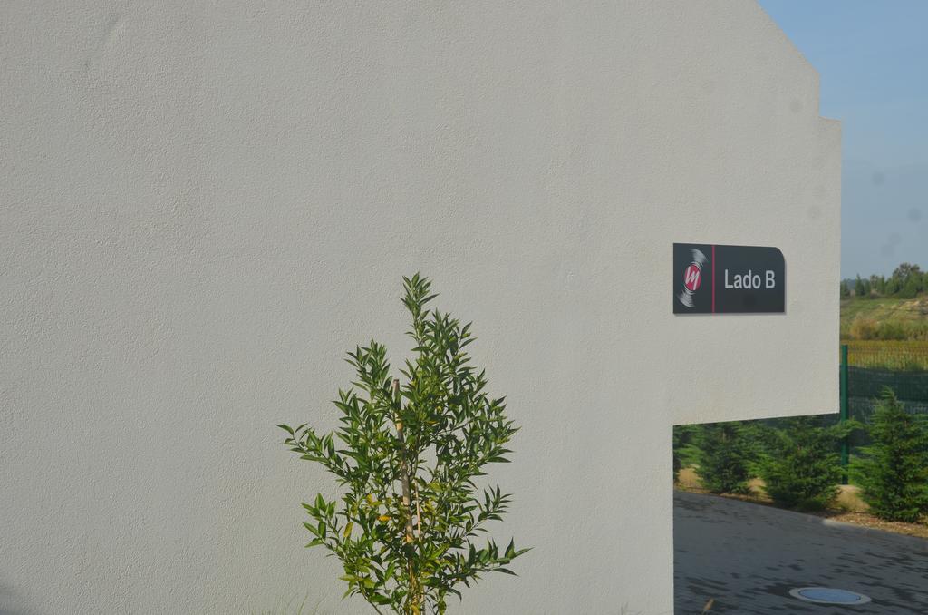 Vinyl M Hotel - Adults Only Mealhada Exterior photo